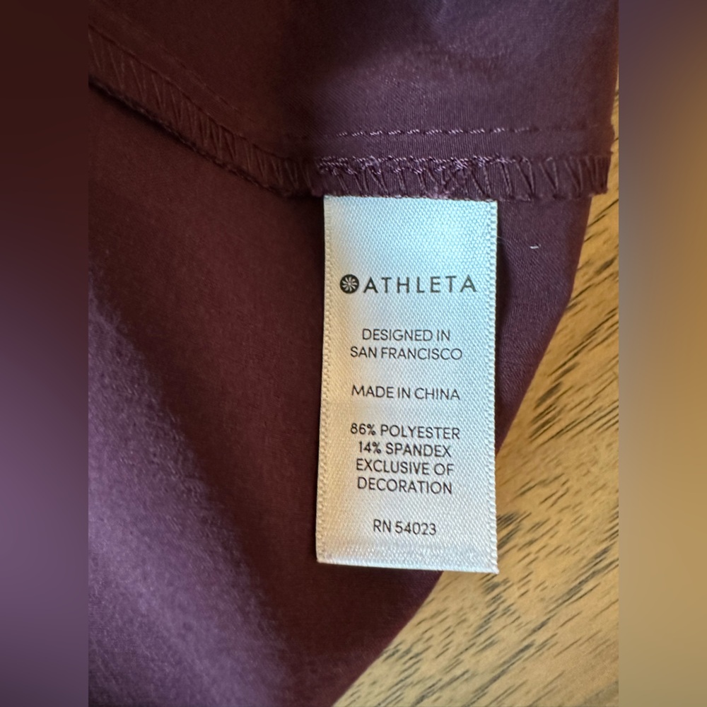 Athleta Initiative Dress, like new, modern, size XS, dark plum color - Picture 12 of 16